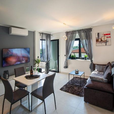 Rijeka Relax Apartment With Parking Eksteriør billede